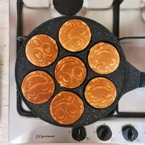 Ruhhy 7-delad emoji stekpanna – non-stick pannkaka och äggmaskin för gas-, el-, induktions- och halogenugnar