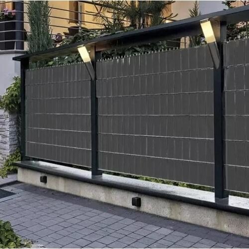 Premium 630g/m2 antracit stängseltejp – UV-beständig, väderbeständig och enkel installation (19x35m med 25 klämmor)