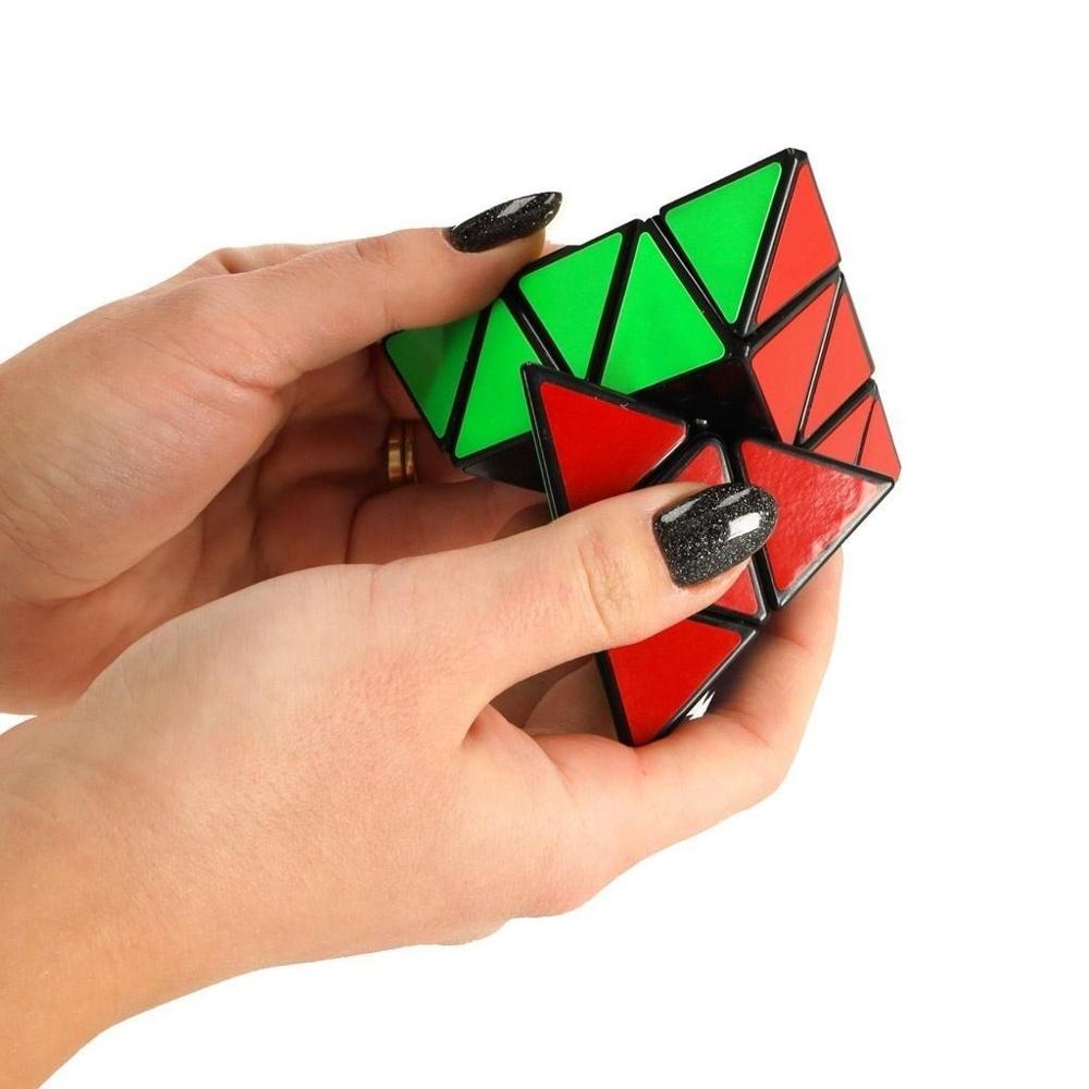 PYRAMINX Puzzle Cube Logic Game – Svart ram – Brain Teaser Toy