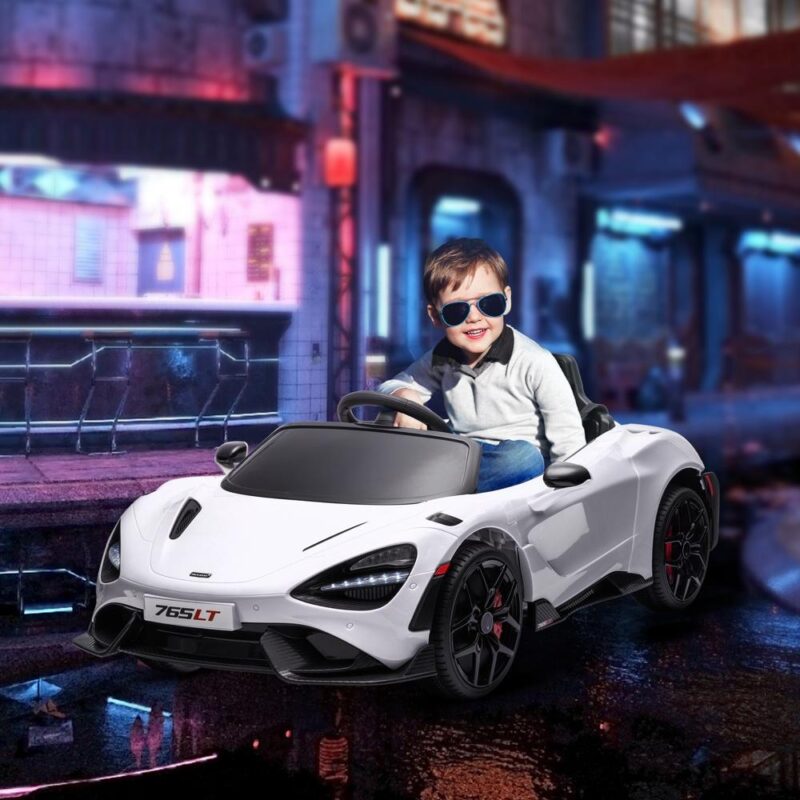 McLaren 765LT licensierad elbil för barn med fjärrkontroll, lampor och musik