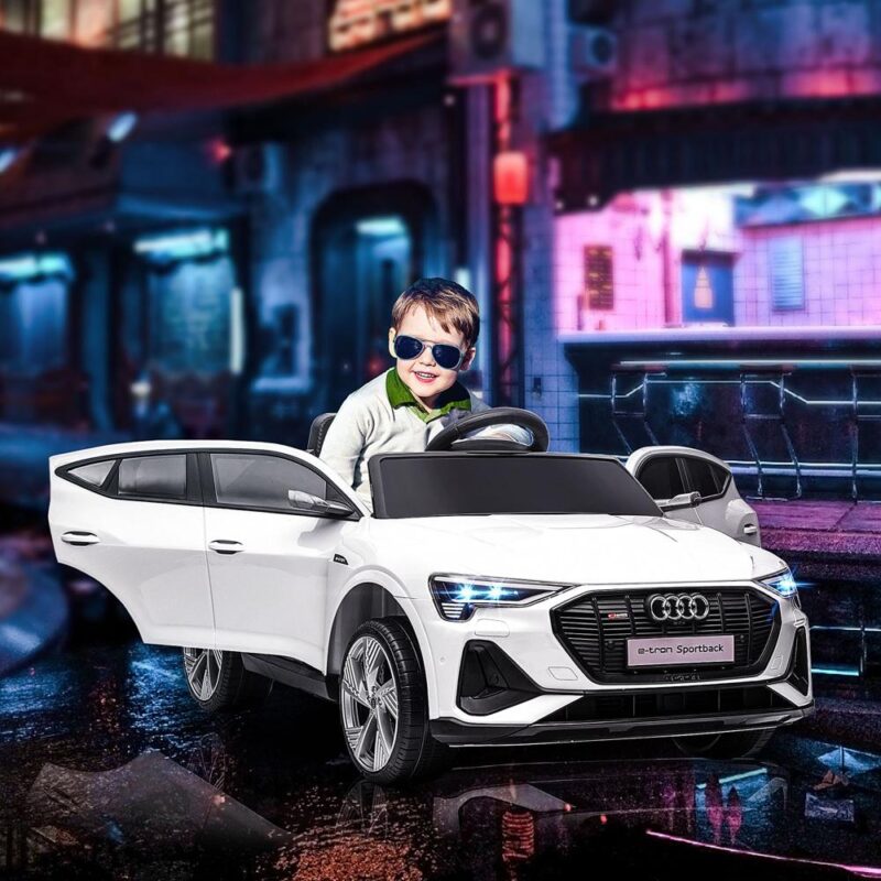 Elektrisk Audi E-tron Barnbil, Fjärrkontroll, Musik, 3-5 km/h Vit