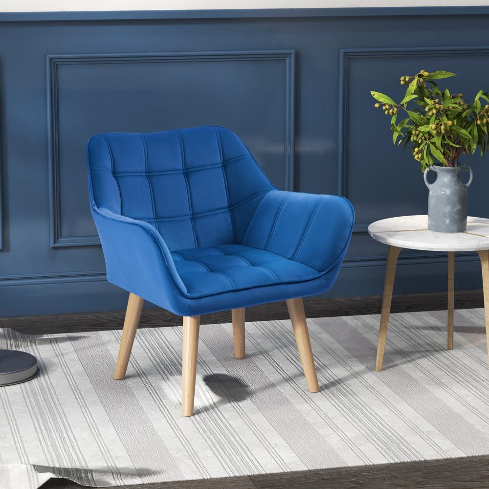 Fåtölj Blue Velvet, skandinavisk design, förhöjda ben