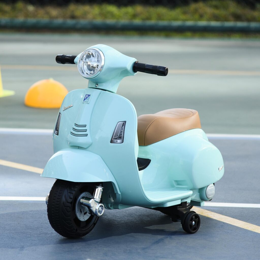 Officiellt licensierad VESPA barnskoter och motorcykel med fungerande strålkastare och horn för 1,5-3-åringar