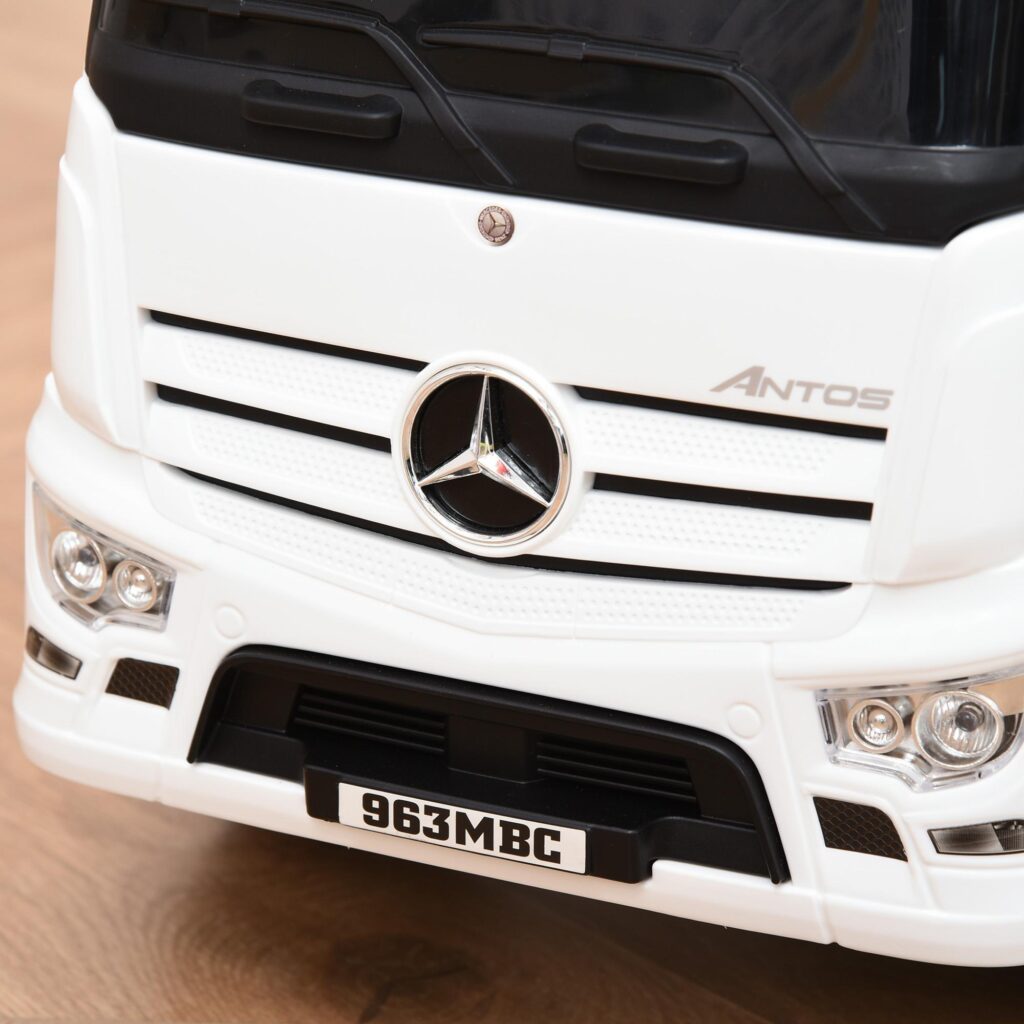 Barnens fordonsslidbil med interaktiva funktioner-3-i-1 fot-till-golvleksak för småbarn, officiellt licensierad Mercedes-design