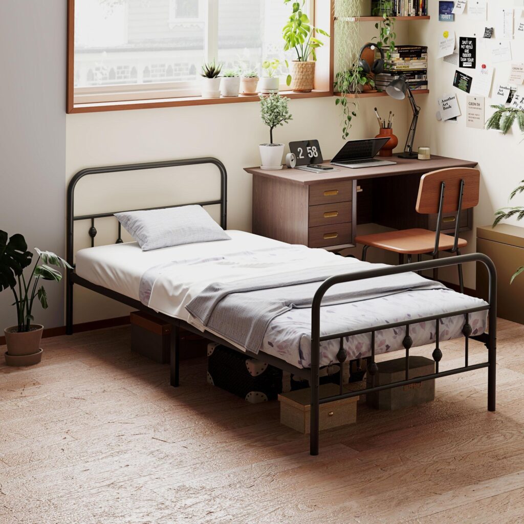 Hopfällbar sängram i metall för 200x90 madrass med 32 cm förvaringsutrymme: enkel installation och tyst sömn