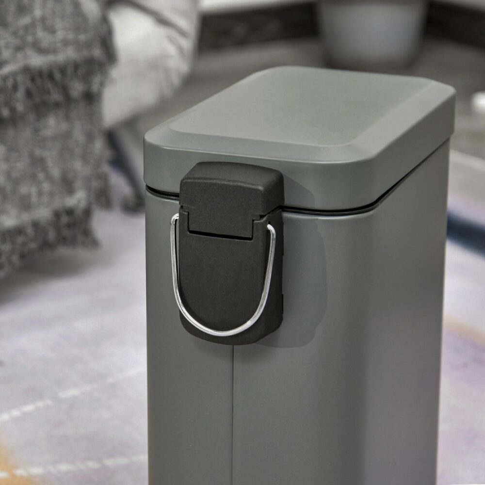 5L pedalhink med avtagbar innerhink – robust papperskorg i metall för små utrymmen