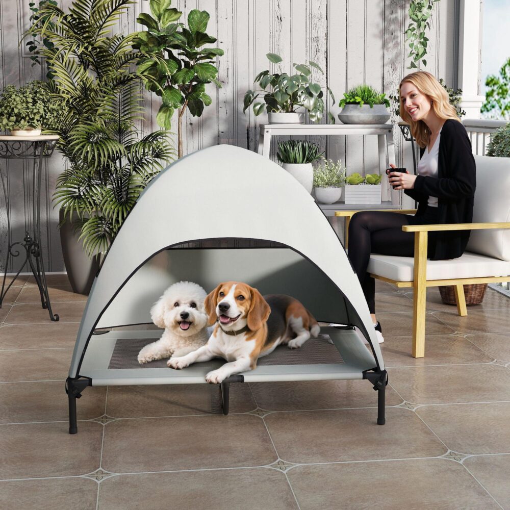 upphöjd hundsäng med tak – solskydd och fuktbeständig höjd, bärbar design med tvättbar nätmetallram, 106x76x99cm