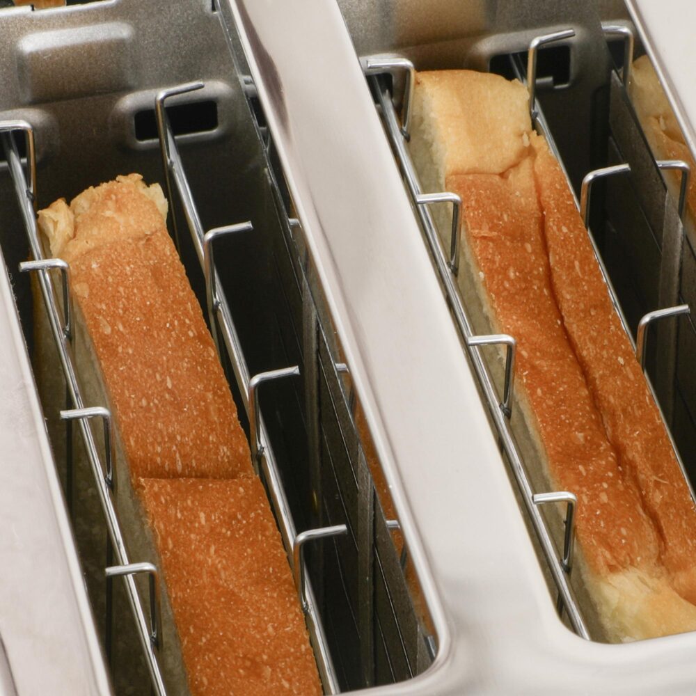 Vattenkokare Brödrost Set med 1,7L vattenkokare, 4-skiva brödrost, sju bryningsnivåer för perfekt te och rostat bröd